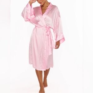 Show Me Your Mumu The Harlow Robe One Size - New With Tags